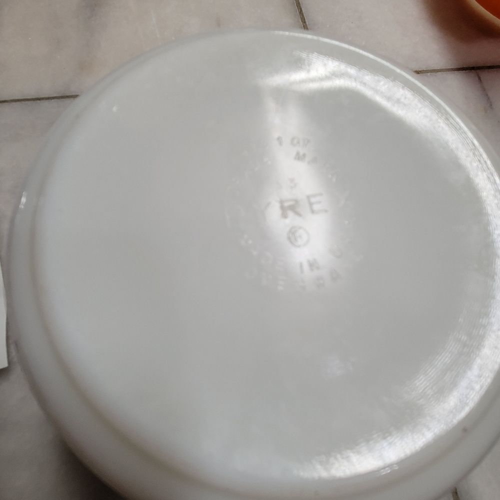 Vintage Pyrex Green Verde Square Floral Pattern Casserole Dish - Picture 8 of 8